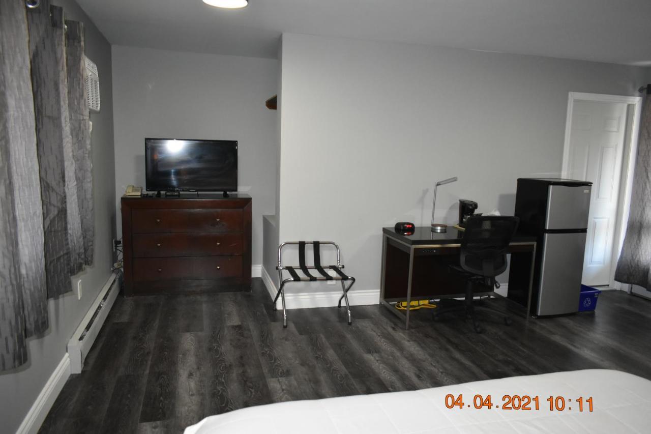 Time Travellers Motel Petawawa Dış mekan fotoğraf
